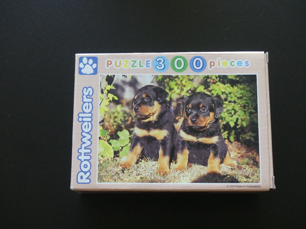 Puzzel Rottweilers 300 stukjes, Ophalen of Verzenden, Meer dan 50 stukjes, Zo goed als nieuw, 2 tot 4 jaar