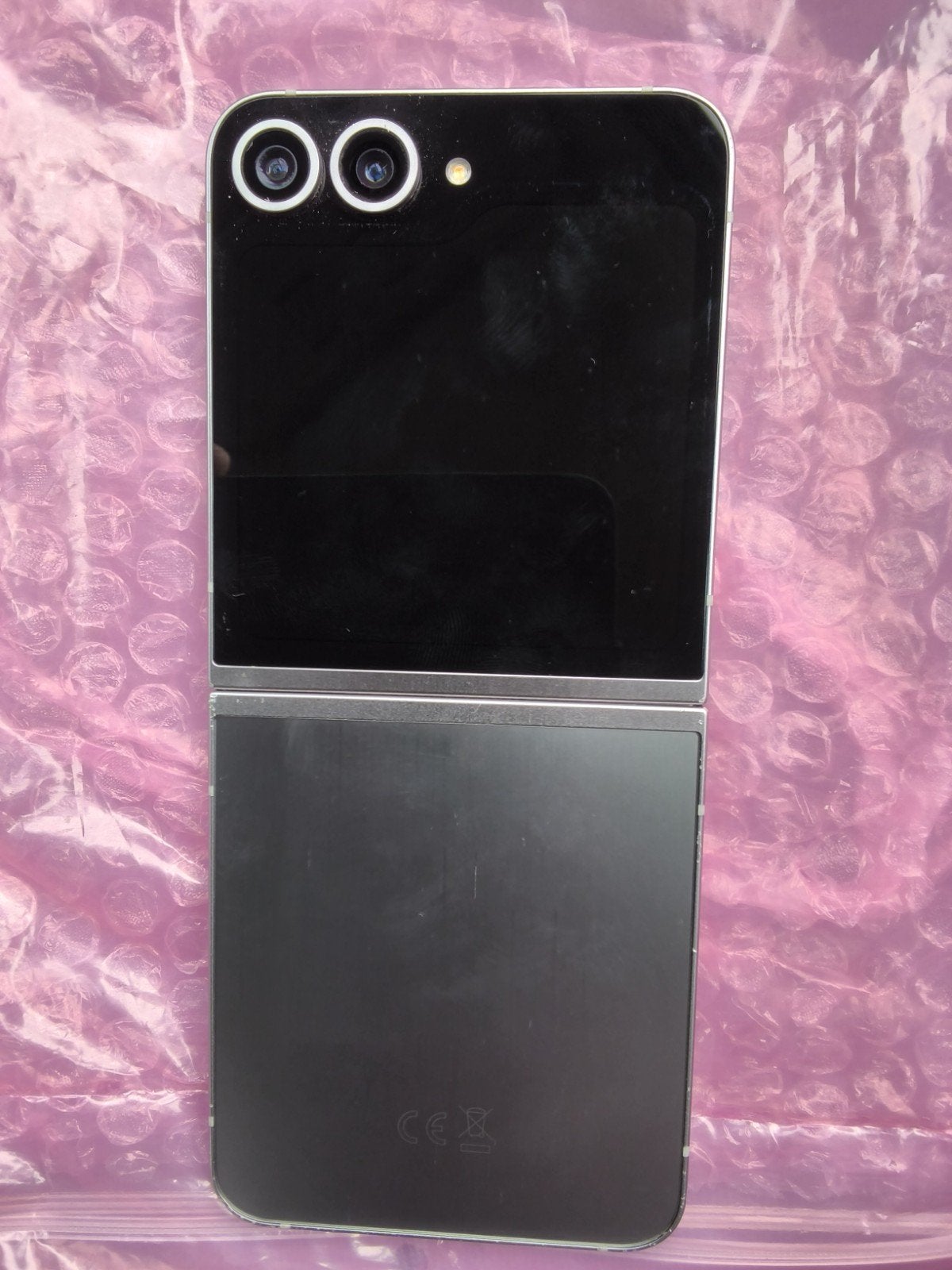Samsung Galaxy Z Flip 6 256GB, 12GB RAM, Nieuw Scherm, Ophalen, Touchscreen, Refurbished, Zonder simlock