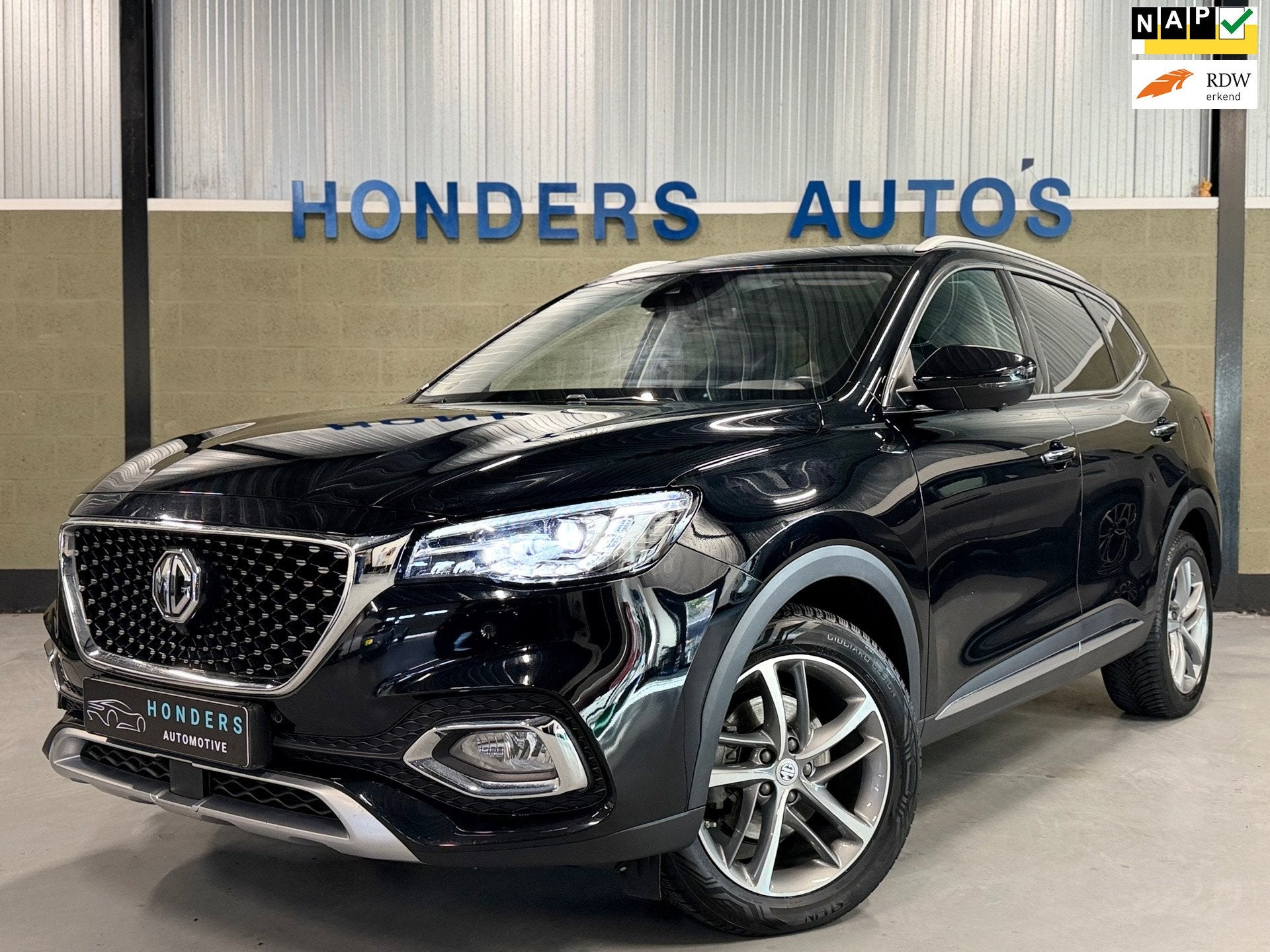 MG EHS 1.5 TGDI Luxury PLUG-IN | PANO | 360 CAM | NAP. ORIG, Auto's, Gebruikt, 4 cilinders, 16 kWh, Zwart