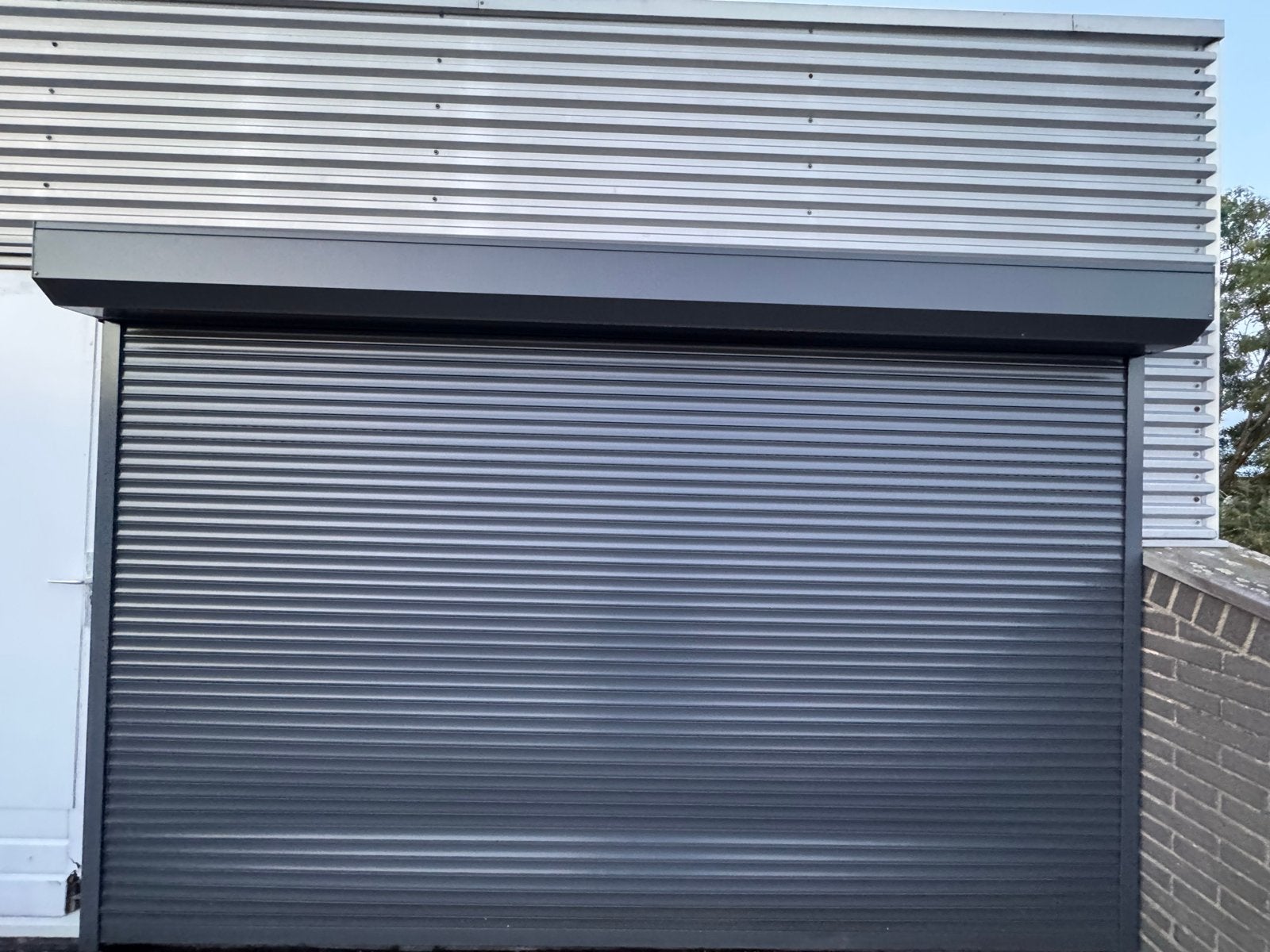 Elektrisch rolluik - Grijs - 230x320 cm, Gebruikt, 200 cm of meer, Ophalen of Verzenden, Grijs