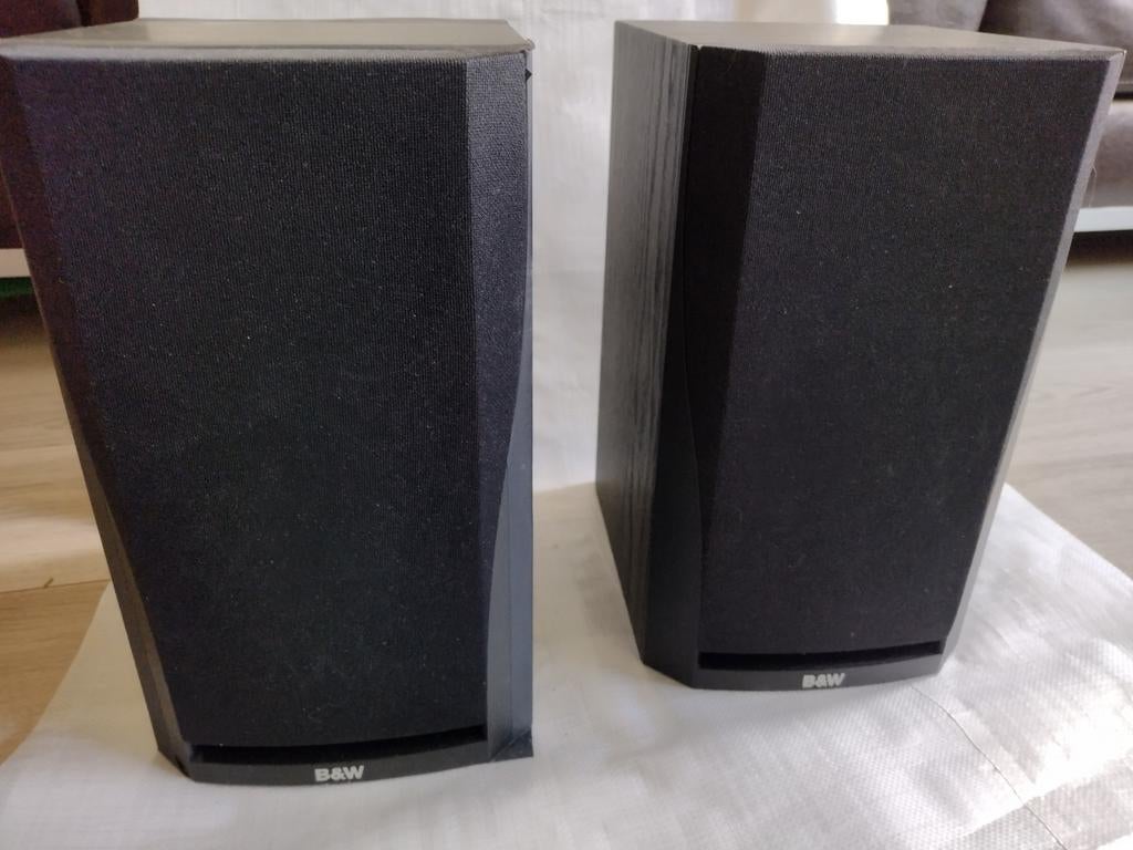 B&W luidspreker, Ophalen, Minder dan 60 watt, Front, Rear of Stereo speakers, Philips