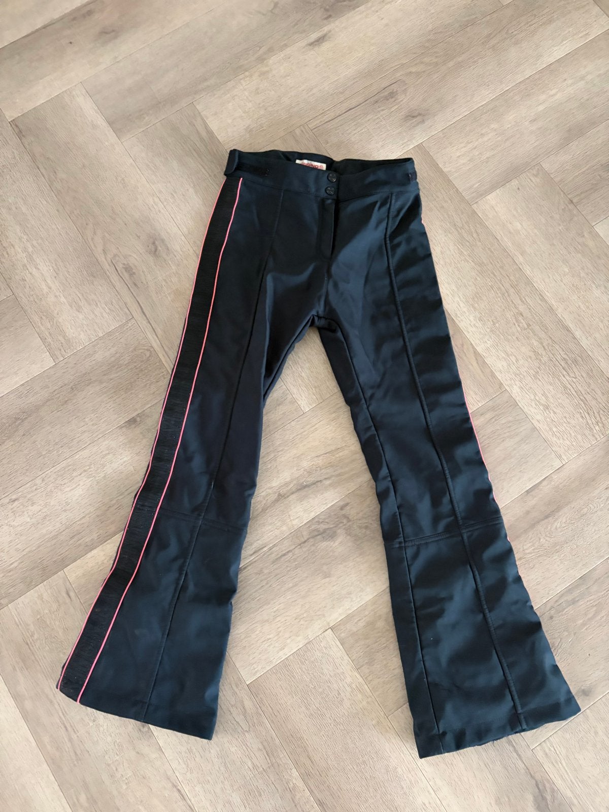 Vingino Skibroek Maat 152 - Zwart met Roze Streep, Verzenden, Zo goed als nieuw, Meisje, Broek