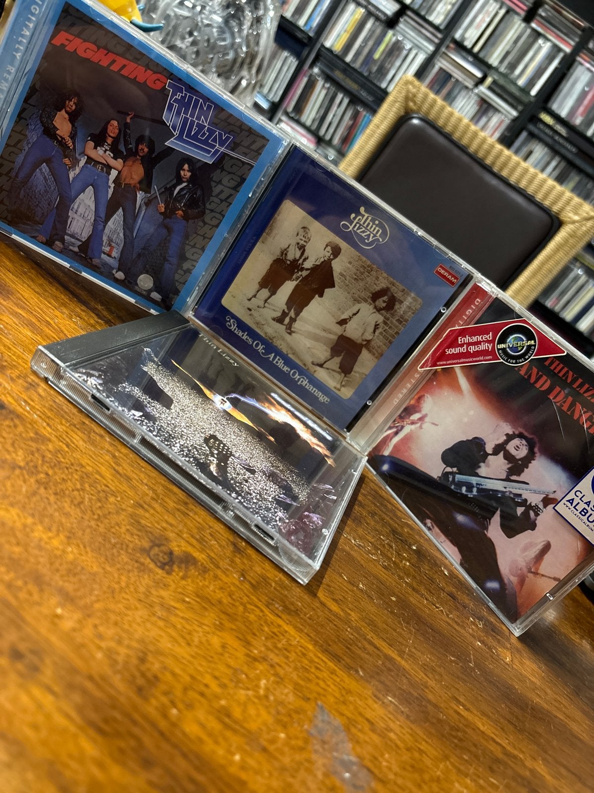 Thin Lizzy 4 CD's: Shades Of A Blue Thunder live fighting, Ophalen of Verzenden, Gebruikt, Album, Inclusief doosje