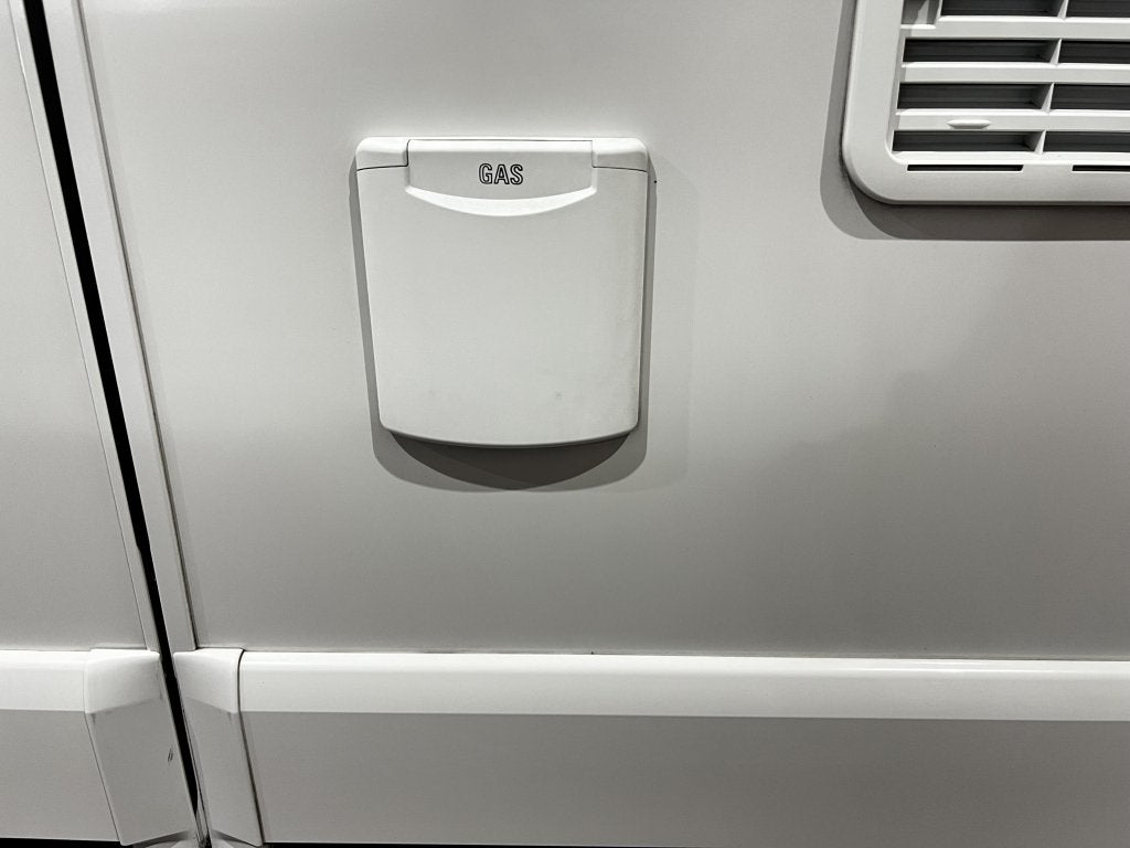 Foto 7 van Knaus Van TI 550 MF /Automaat/Super Compleet/Dakairco/160PK