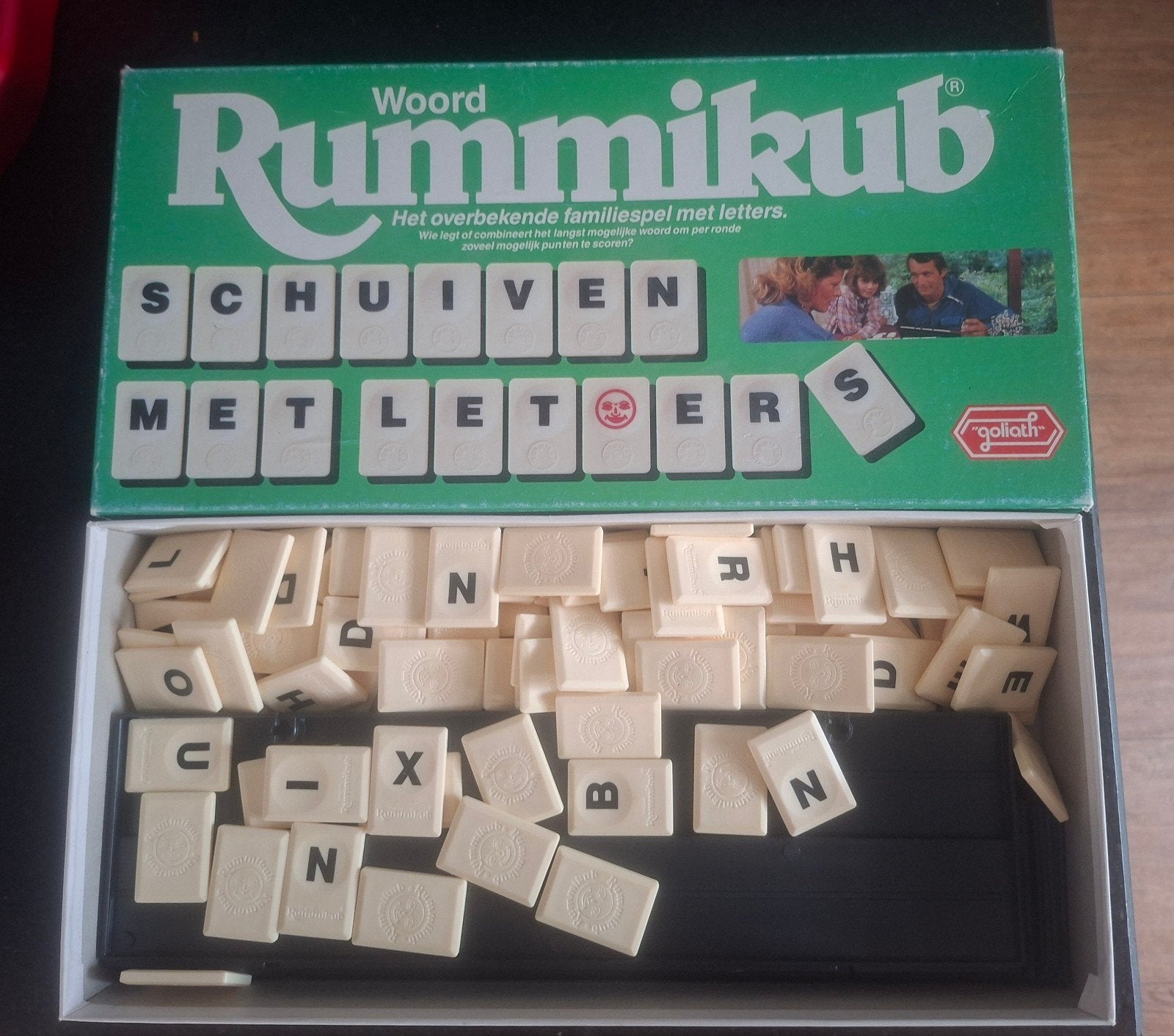 Woord rummikub compleet, Hobby en Vrije tijd, Gezelschapsspellen | Bordspellen, Ophalen of Verzenden, Zo goed als nieuw