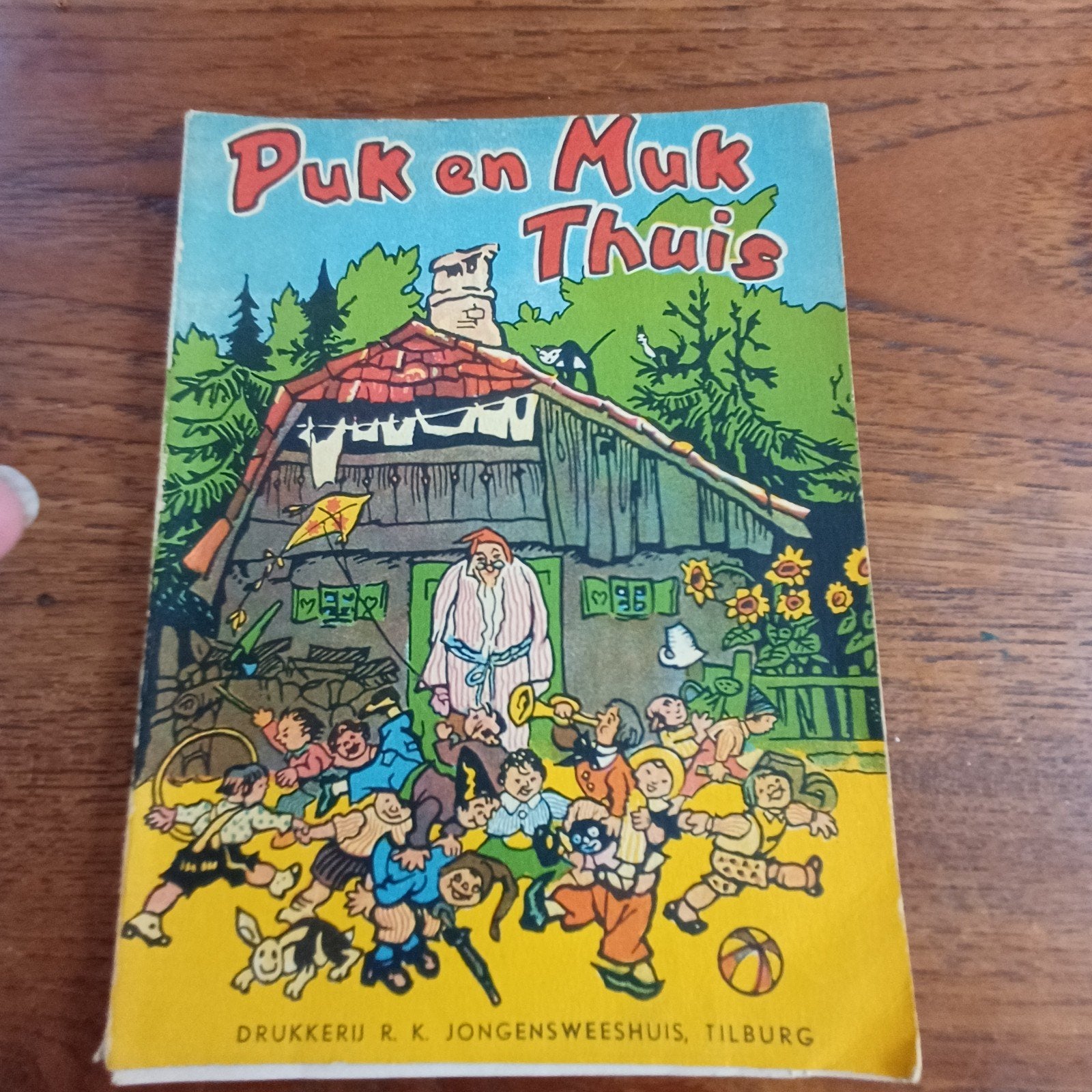Puk en Muk Thuis (1957) - Oude uitgave,, Ophalen of Verzenden, Gelezen, Fictie algemeen