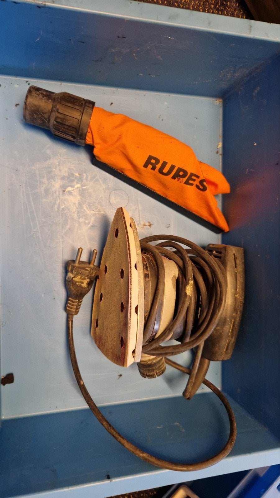 RUPES Vlakschuurmachine met stofzak, Verzenden, Gebruikt, Minder dan 600 watt, Vlakschuurmachine