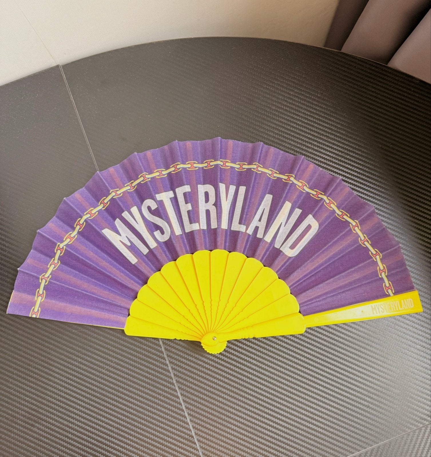 Mysteryland Waaiers Set - 3 Originele Festival Waaiers, Ophalen of Verzenden, Gebruikt, Feestartikel, Overige