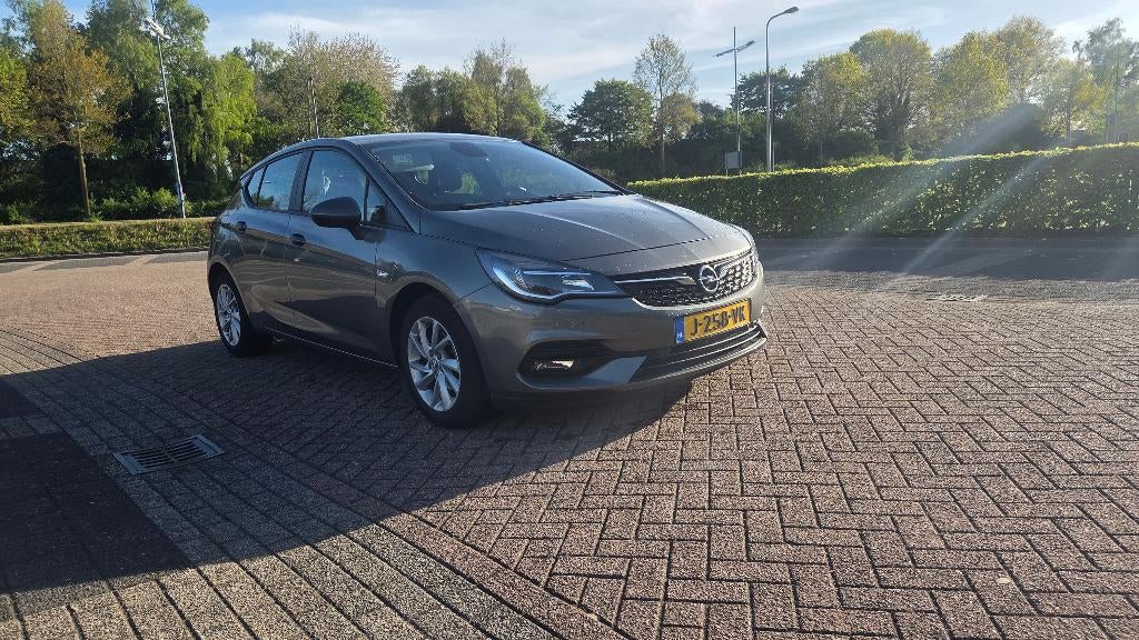 Opel Astra 1.2 Turbo 130pk  2020 Grijs Nieuwe apk, Auto's, Opel, Voorwielaandrijving, 1350 kg, Stof, Elektrische ramen
