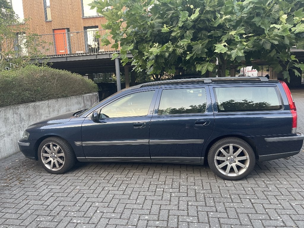 Volvo V70 2.0T Automaat (2003), Auto's, Automaat, Beige, Blauw, Particulier