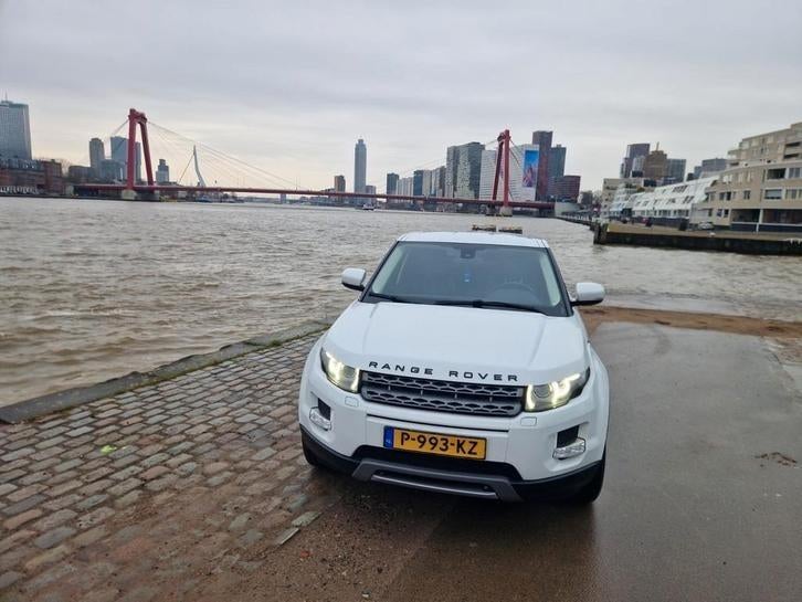 Land Rover Range Rover Evoque 2.2 SD4 190pk 4WD 2012 Wit, Auto's, Automaat, 1800 kg, Wit, Diesel
