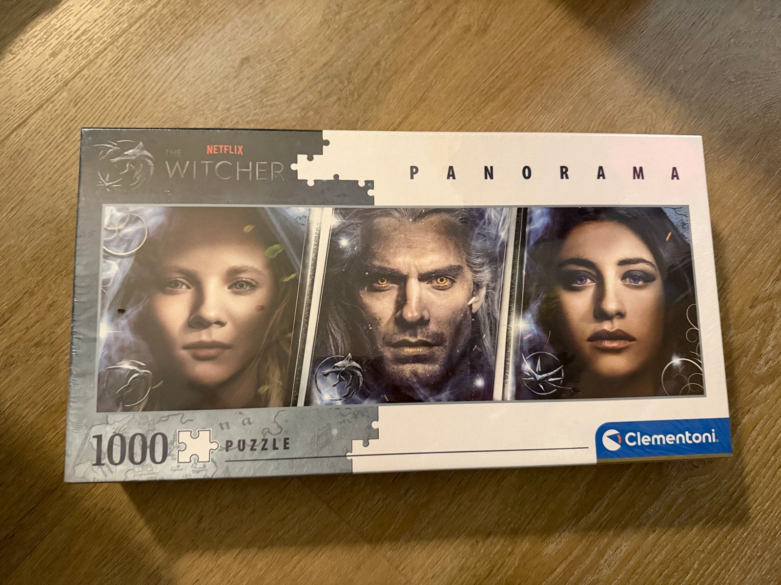 The Witcher Panorama Legpuzzel 1000 stukjes Clementoni, Ophalen of Verzenden, 500 t/m 1500 stukjes, Nieuw, Legpuzzel