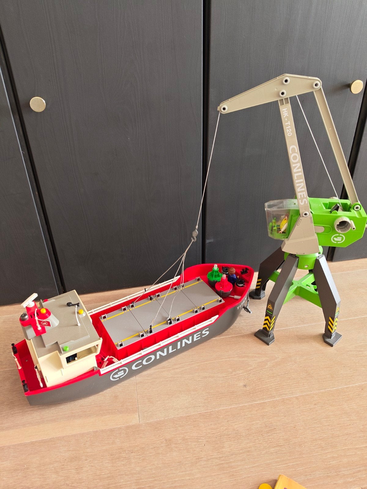 Playmobil vrachtschip met kraan en accessoires, Ophalen of Verzenden, Zo goed als nieuw