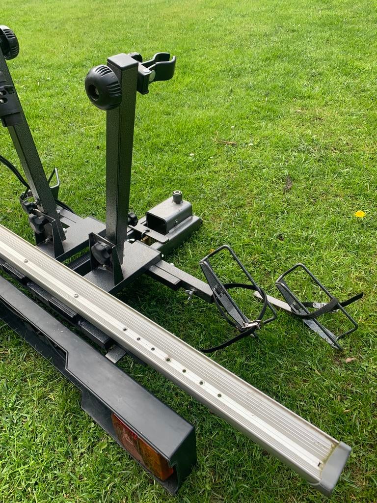 Robuuste fietsdrager voor 2 fietsen, Auto diversen, Fietsendragers, Ophalen, 2 fietsen, Gebruikt, Trekhaakdrager