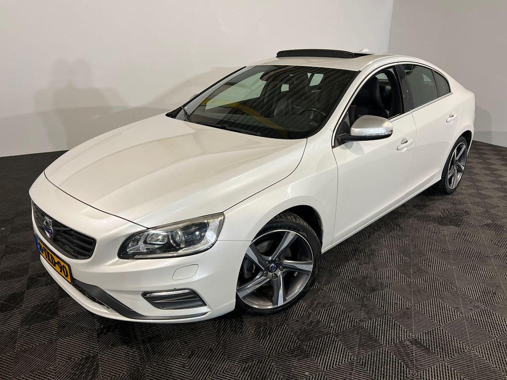 Volvo S60 1.6 D2 R-Design, Auto's, Volvo, Voorwielaandrijving, Euro 5, Gebruikt, 4 cilinders