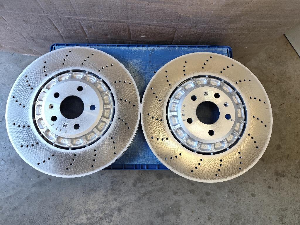 Remschijven set originele Audi RS3 8Y CUPRA 4M0615301BJ, Auto-onderdelen, Remmen en Aandrijving, Ophalen of Verzenden, Nieuw, Audi