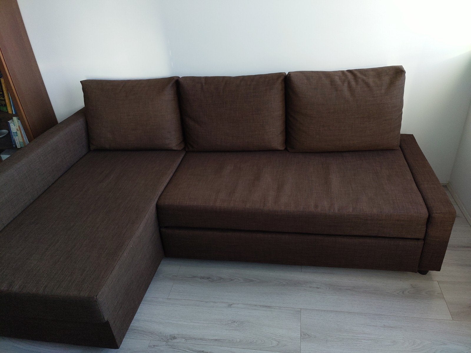 IKEA Friheten bruine hoekbank slaapbank met opbergruimte, Modern, functioneel, 125 tot 150 cm, Hoekbank, Driepersoons
