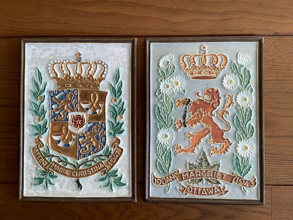2 Cloisonné geboortetegels Porceleyne Fles Margriet/Christin, Ophalen of Verzenden