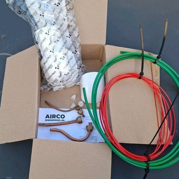Tecnosystemi Airco Installatiel, Witgoed en Apparatuur, Airco's, Ophalen of Verzenden, Nieuw, Wandairco, 3 snelheden of meer