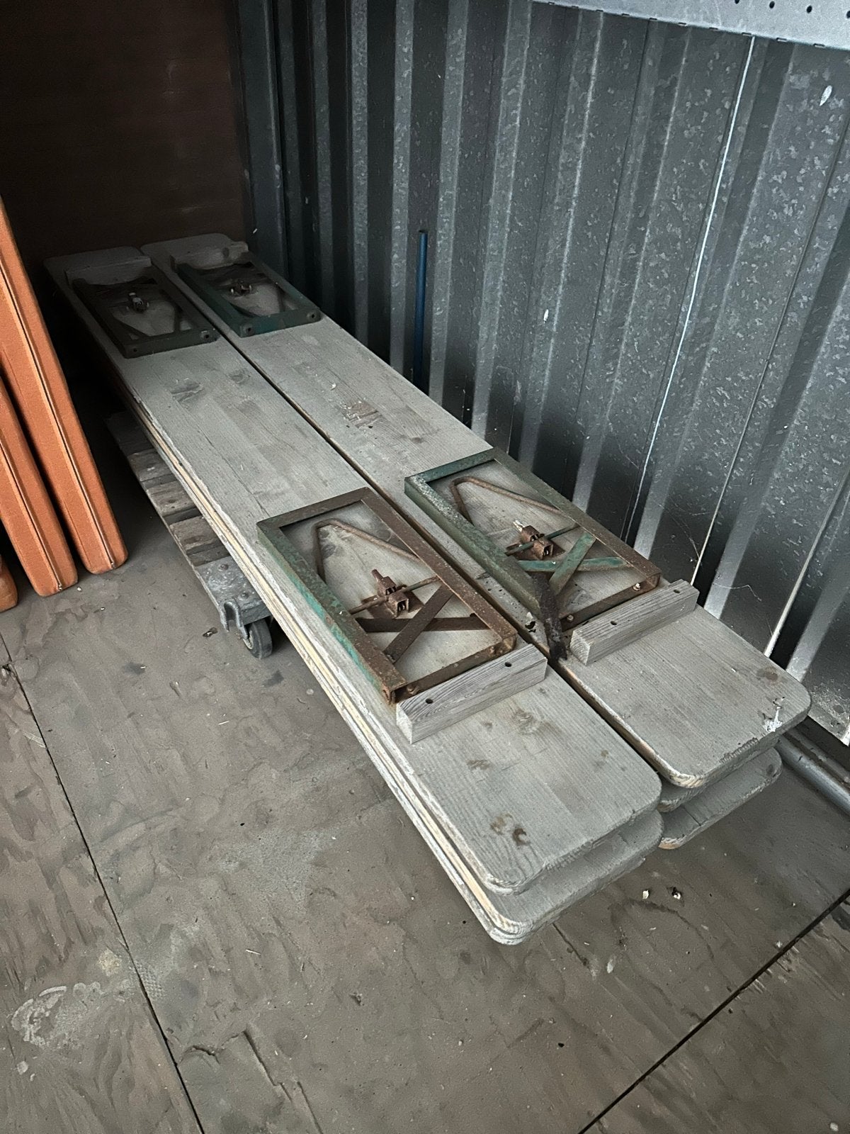 6 houten banken met picknicktafel en 2 hoge staantafels, Huis en Inrichting, Ophalen, Gebruikt, 200 cm of meer, Rechthoekig