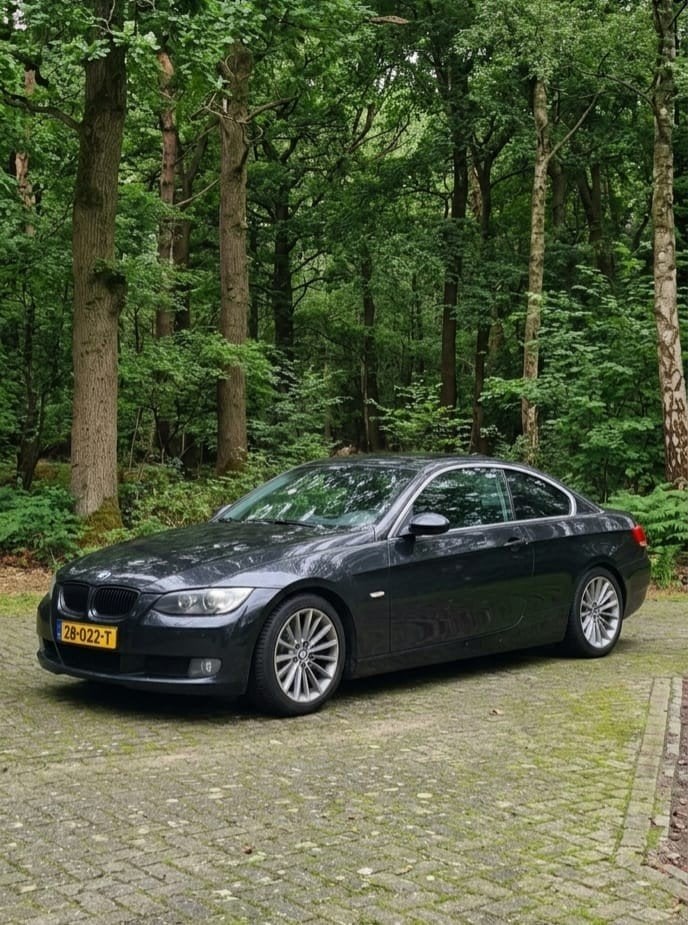 BMW 3-Serie 2.5 I 325 Coupe 2007 Zwart, Auto's, 745 kg, Achterwielaandrijving, 2497 cc, 4 stoelen