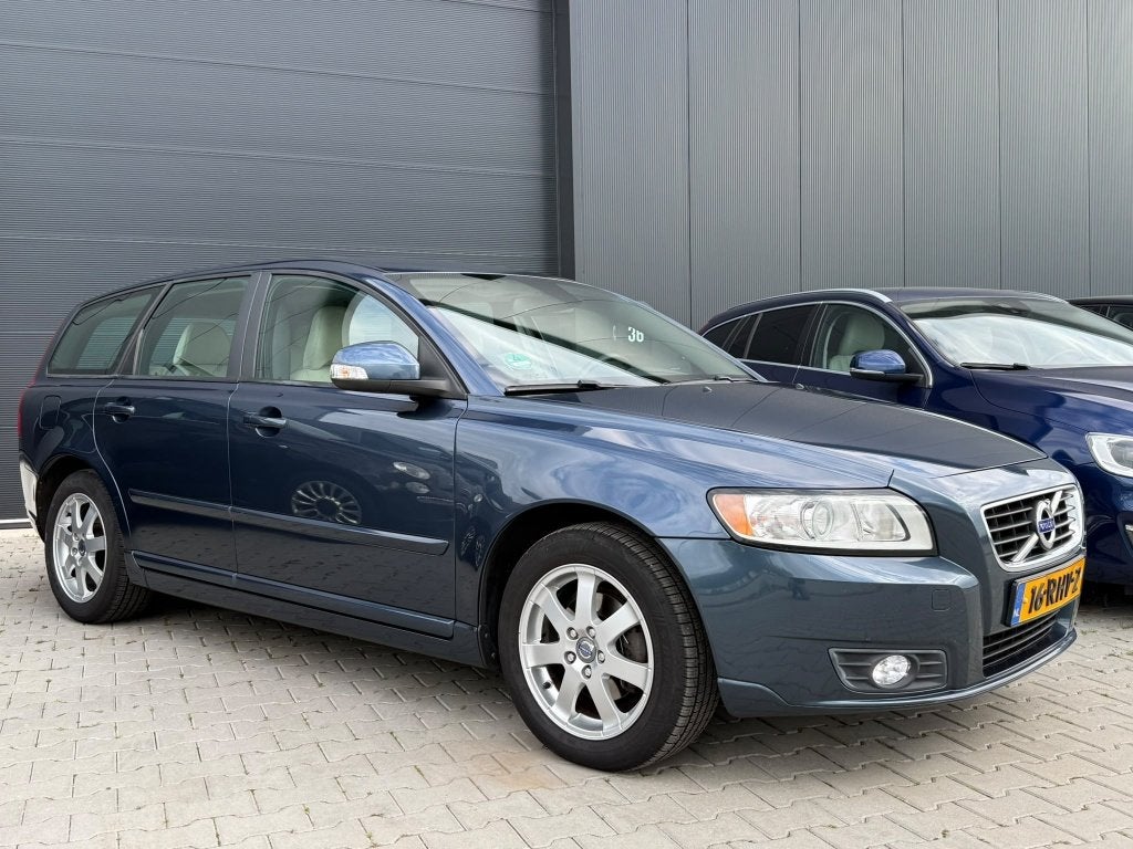 Volvo V50