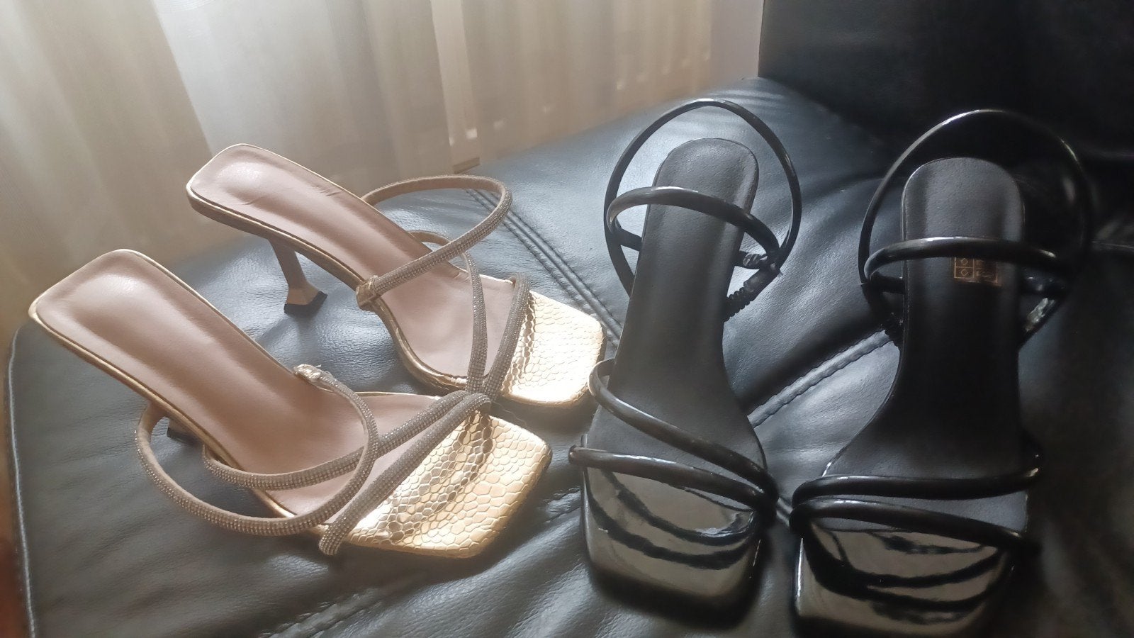 stijlvolle sandalen/muiltjes met hoge hak maat:37, Kleding | Dames, Schoenen, Zwart, Zo goed als nieuw, Sandalen of Muiltjes, Ophalen of Verzenden