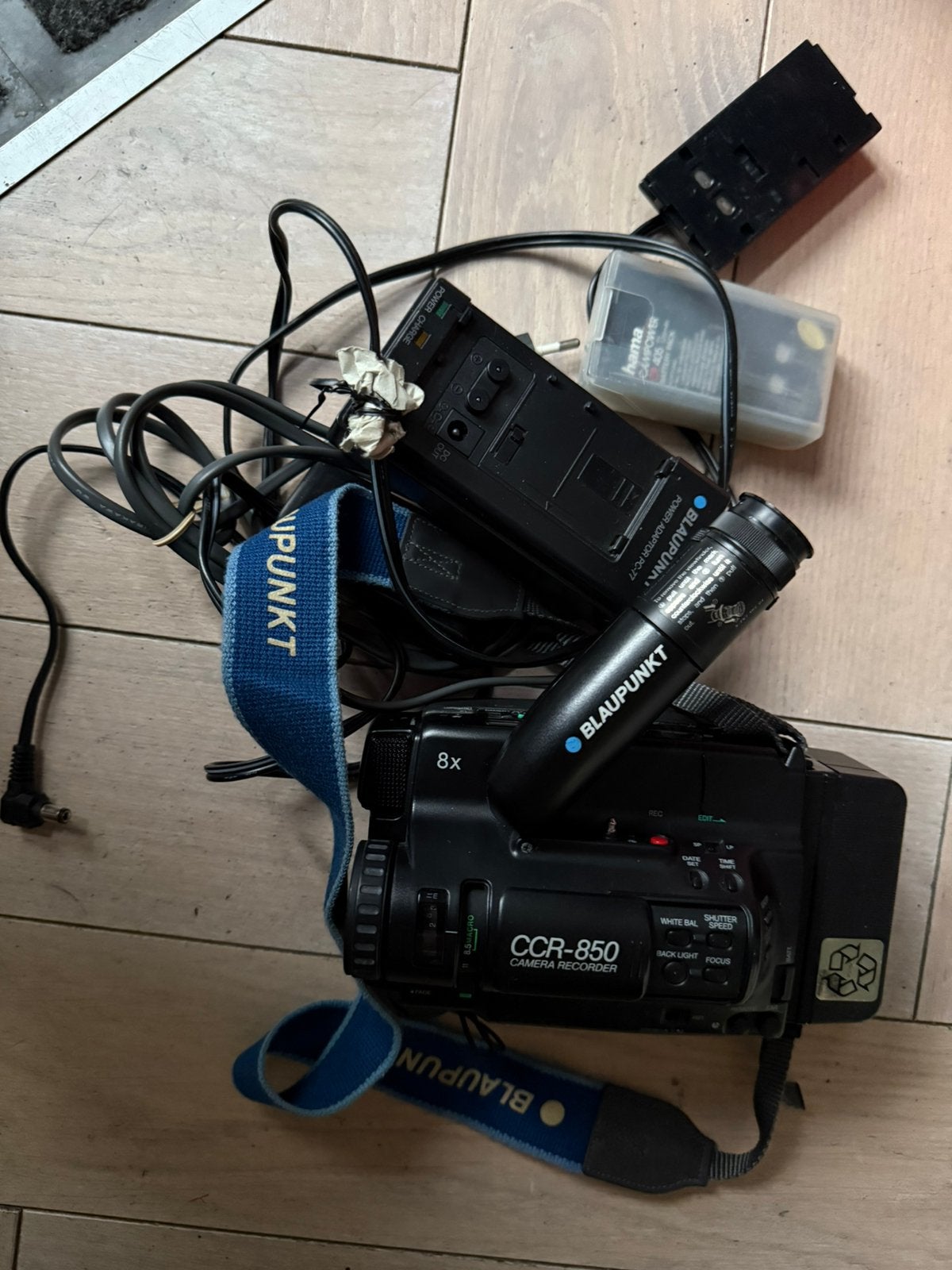 Blaupunkt Video8 (defect) CCR-850 Cam met accessoires, Ophalen of Verzenden, Gebruikt, Camera, Minder dan 8x