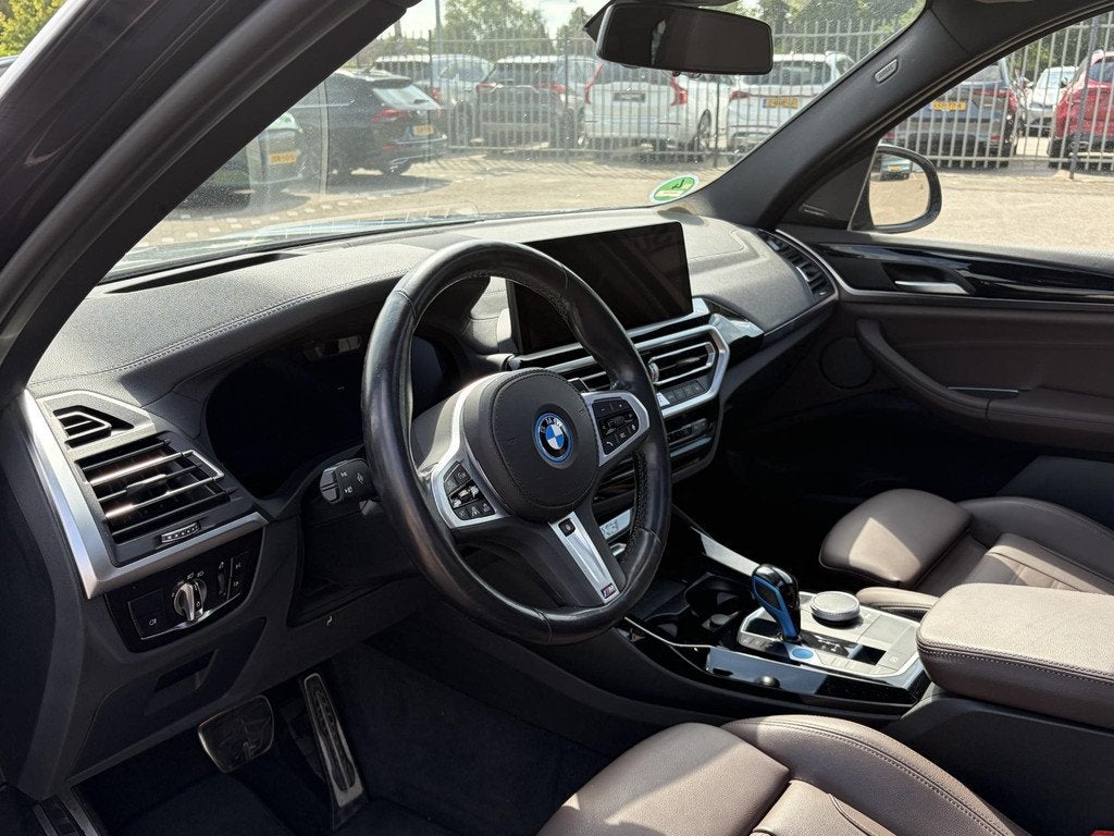 BMW iX3 High Executive 80 kWh | M Sport | Panoramadak | Trek, Auto's, BMW, Automaat, Achterwielaandrijving, Gebruikt, 80 kWh