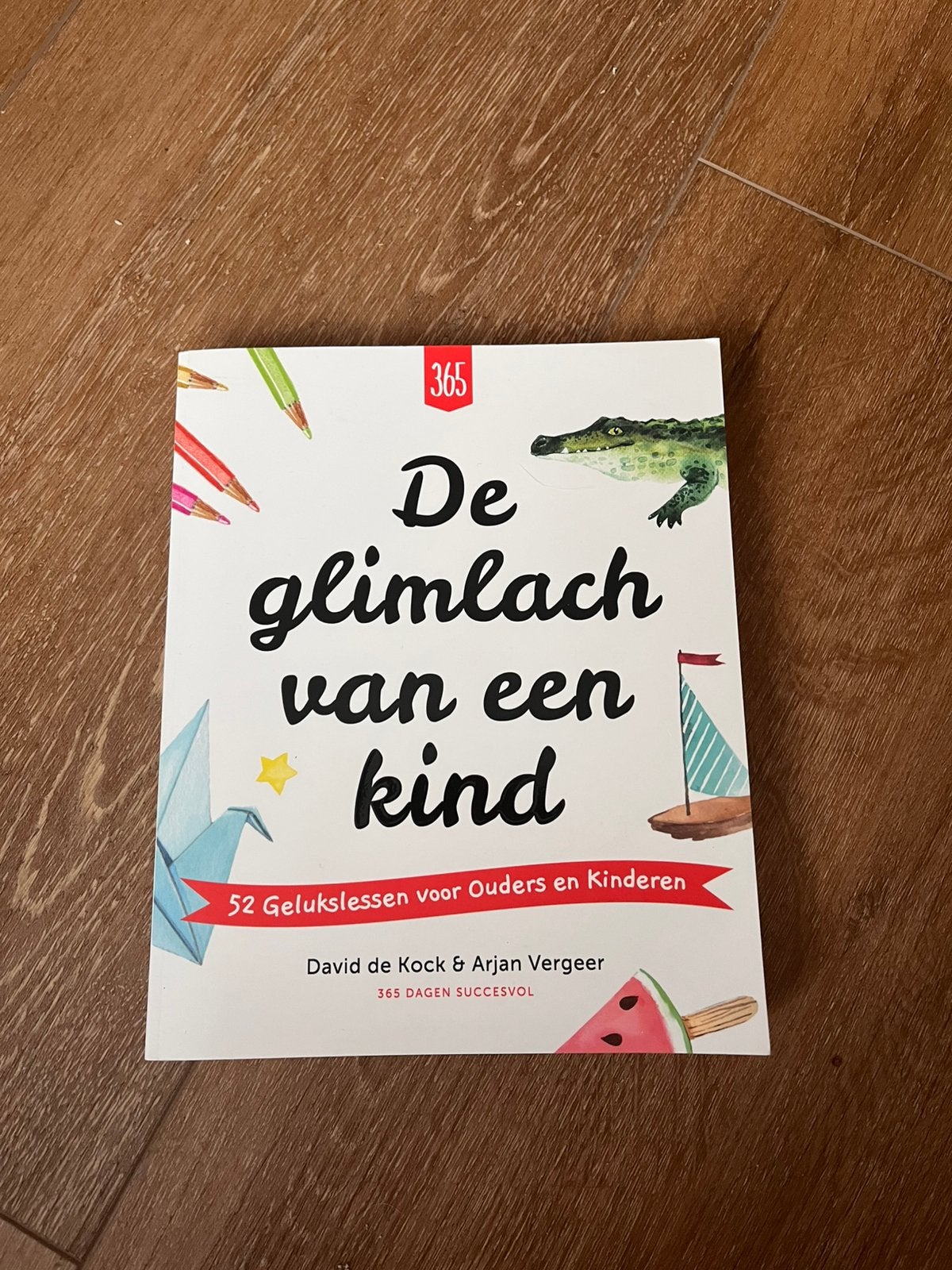 DE GLIMLACH VAN EEN KIND, Boeken, Ophalen of Verzenden, Zo goed als nieuw