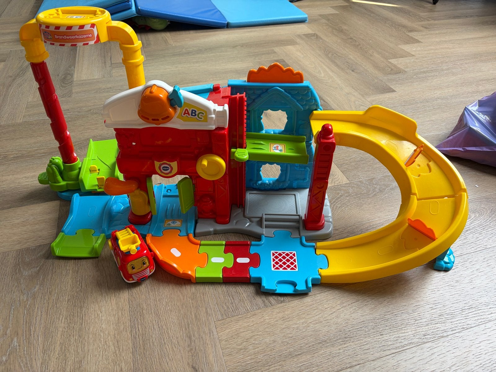 VTech Toet Toet Auto's Brandweerkazerne & Vliegveld, Ophalen of Verzenden, Gebruikt, Overige merken