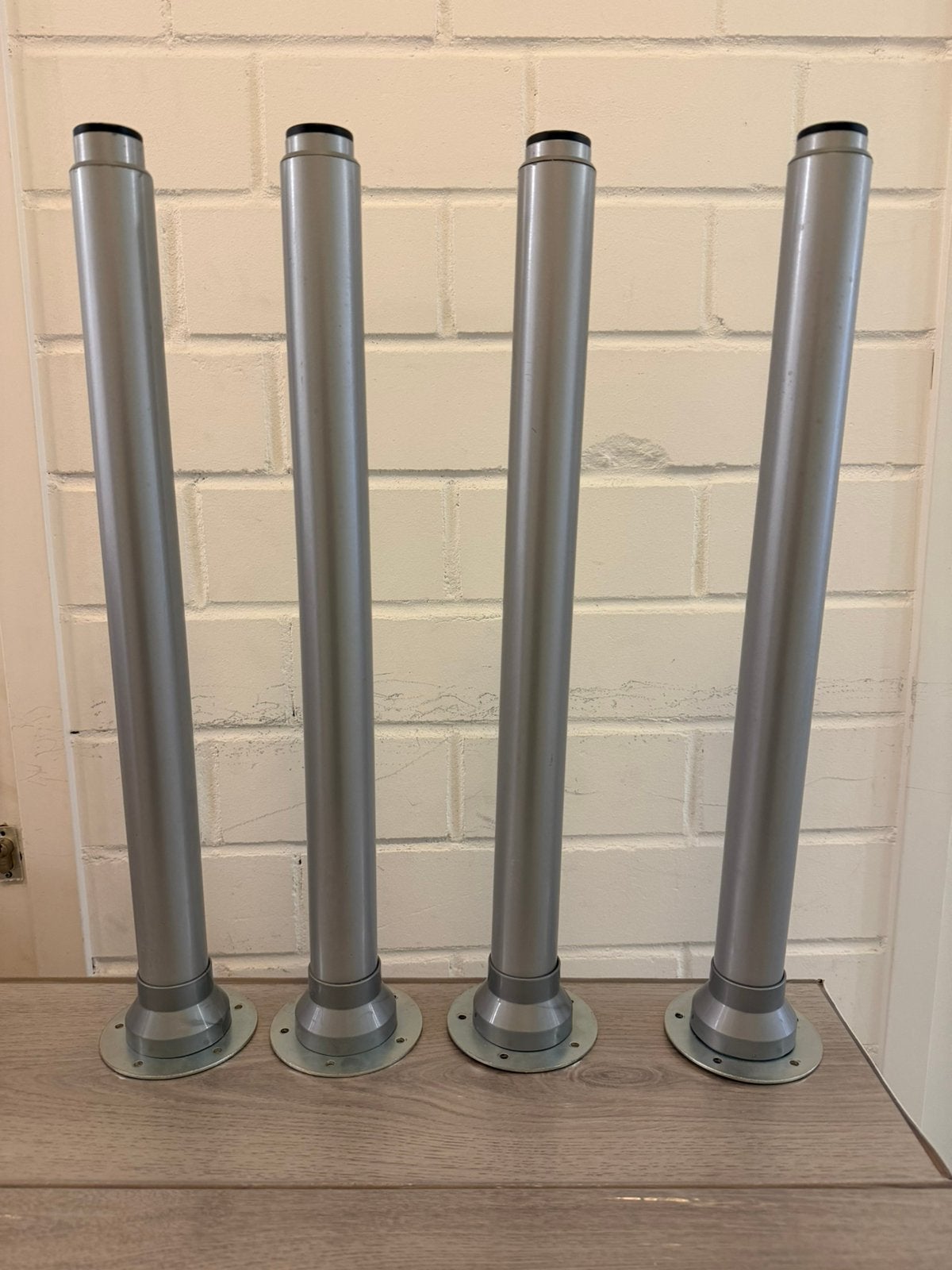 4x IKEA Vika Kaj tafelpoot, zilver, verstelbaar, 60-87 cm, Ophalen, Tafelpoot, 50 tot 100 cm, Rond