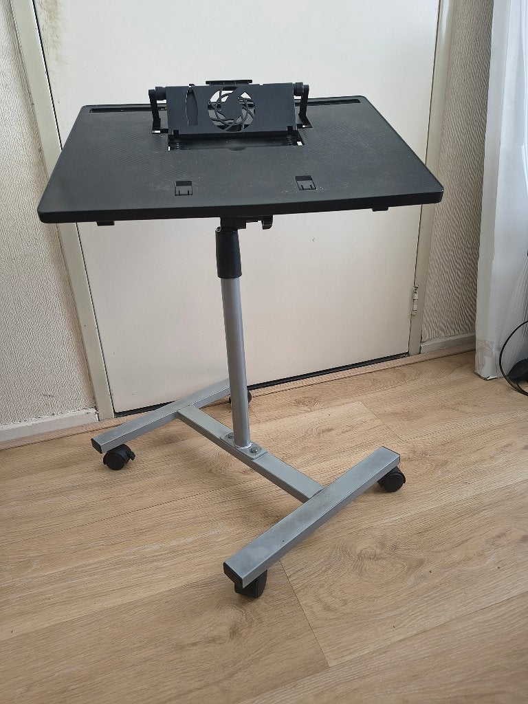 PC Tafel, Ophalen, In hoogte verstelbaar, 40 cm, Zo goed als nieuw