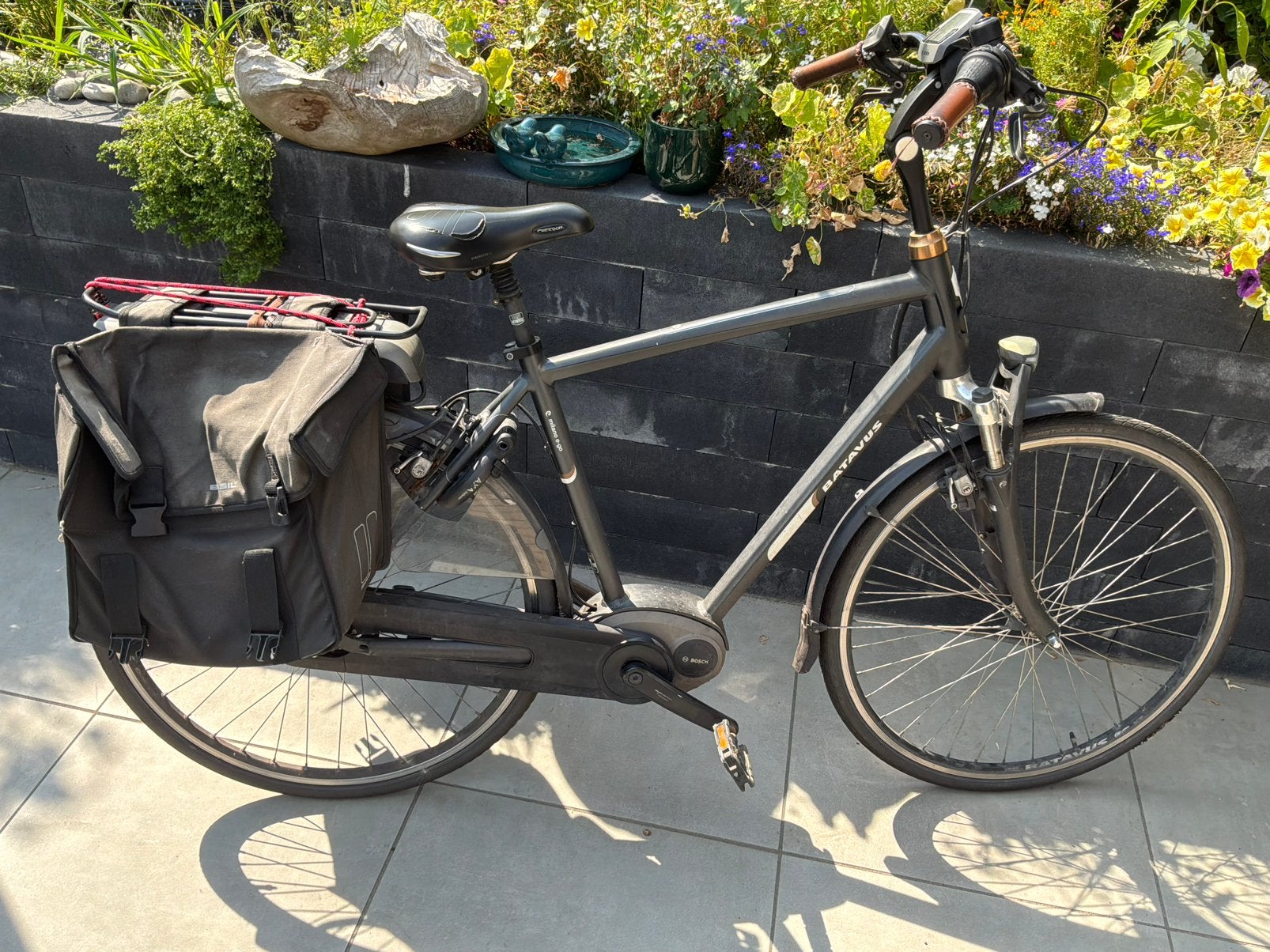 E-bike batavus Milano E-Go, Ophalen, Gebruikt, Velgrem, Versnellingen