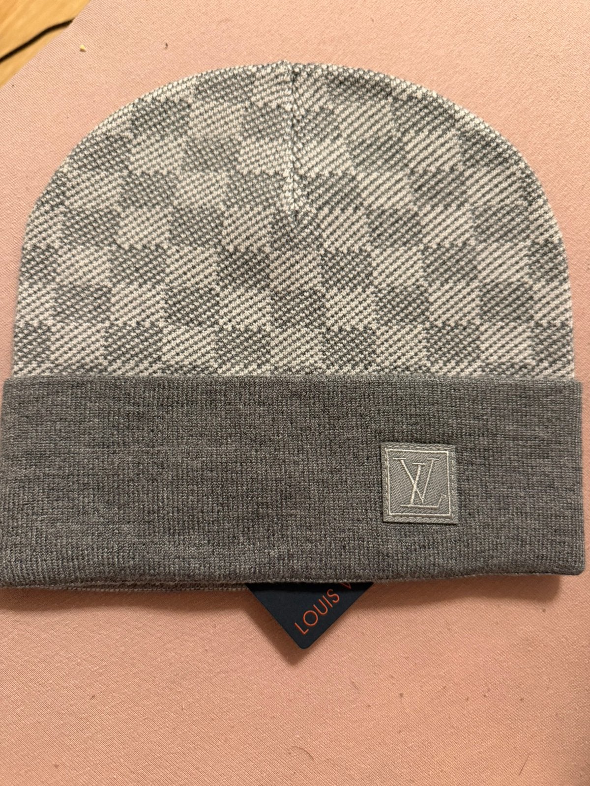 Lv muts grijs, Ophalen of Verzenden, Nieuw, Overige maten, Muts