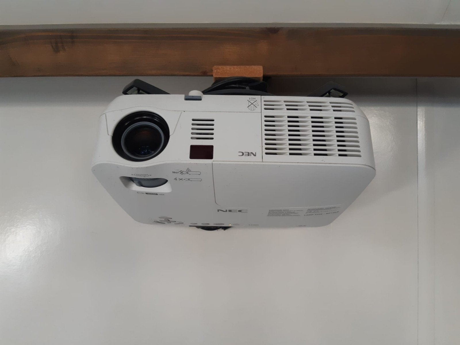NEC NP13LP Projectorlamp met plafond ophangbeugel, Ophalen of Verzenden, LED, Overige resoluties
