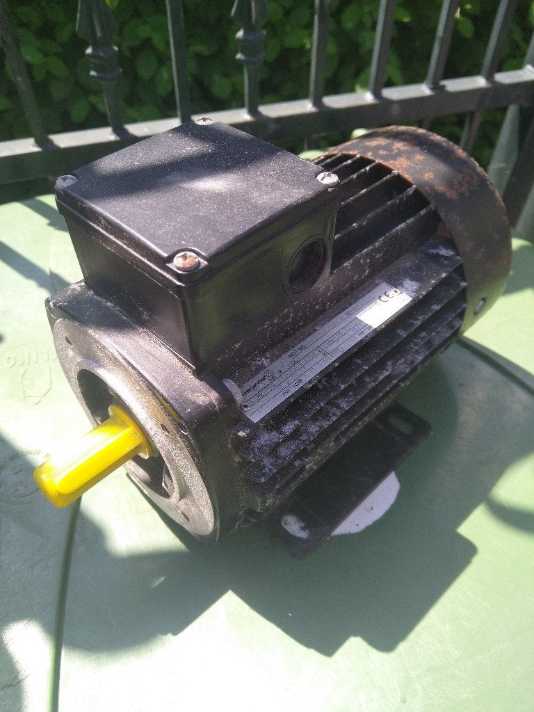 Grundfos 3-fase elektromotor type MG 80A6-19FT100-B, Doe-het-zelf en Verbouw, Motoren, Ophalen of Verzenden, Gebruikt, Elektromotor