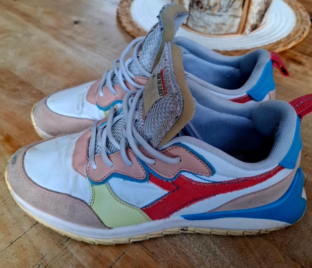 Diadora Sneakers Maat 40 - Kleurrijk en Comfortabel, Diadora, Overige kleuren, Ophalen of Verzenden, Sneakers of Gympen