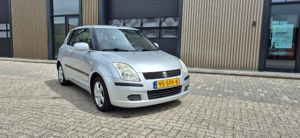 Suzuki Swift 1.3 3D 2006 Grijs, Auto's, Suzuki, Particulier, Swift, ABS, Airbags, Airconditioning, Centrale vergrendeling, Elektrische buitenspiegels
