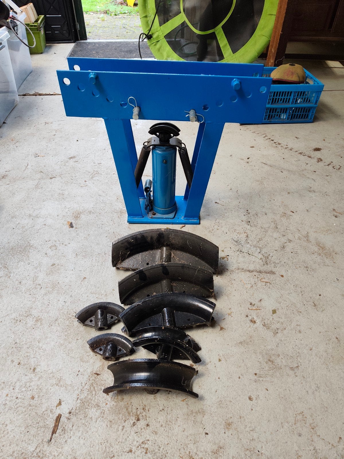 16 Ton Pijpenbuiger met diverse mallen, 1x gebruikt., Ophalen, Gebruikt