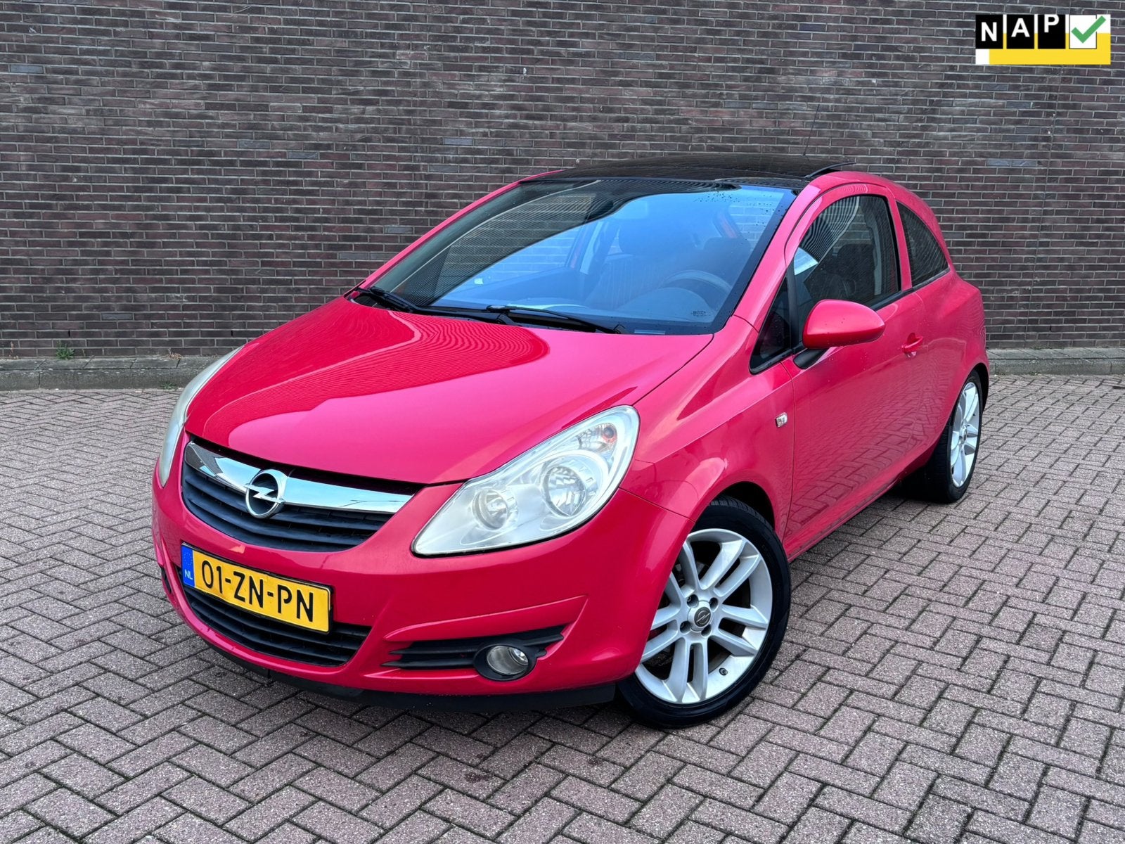 Opel Corsa 1.4 16V 3D NAP Km Airco Panoramadak APK 04-2027, Voorwielaandrijving, 4 cilinders, Origineel Nederlands, Bedrijf