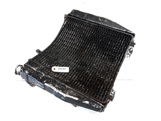GSXR600 1997 - 2000 Suzuki Radiator D1-48668