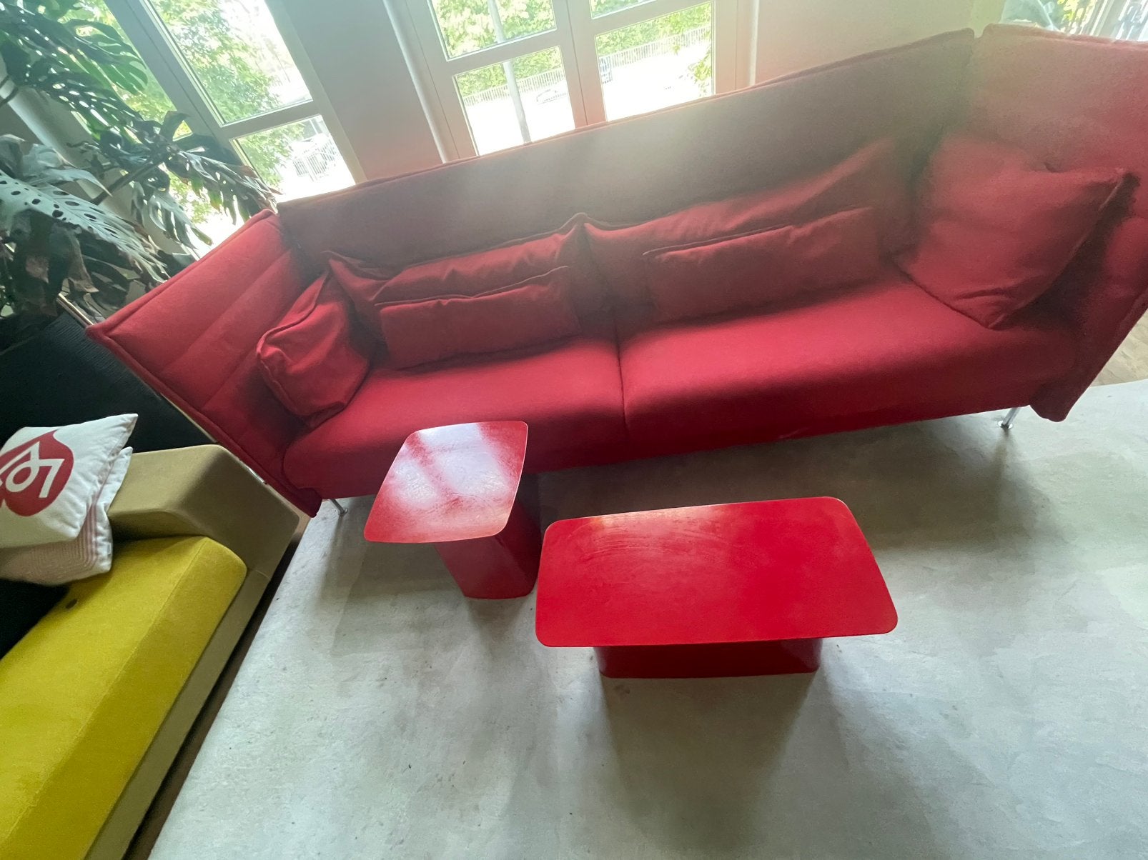 Vitra metal side table, Ophalen, Minder dan 50 cm, Gebruikt, Vierkant