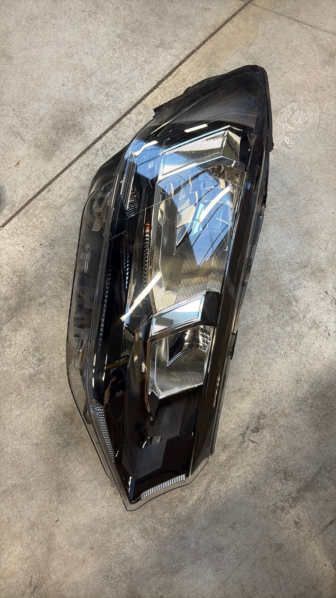 Vw Caddy 2024 koplamp, Ophalen of Verzenden, Gebruikt, Volkswagen
