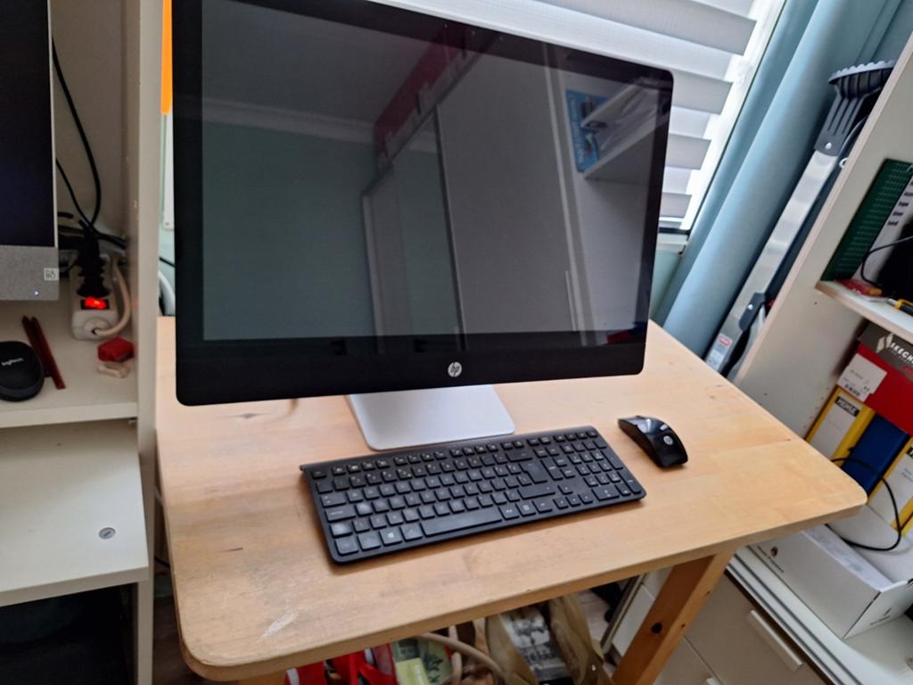 Hp Envy 27 inch All in One Desktop P C, Computers en Software, Ophalen, Zo goed als nieuw