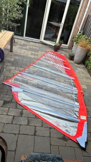 Foto 14 van VAARKLAAR: Tabou Rocket 125L met 3 Zeilen - 2 Masten - Giek