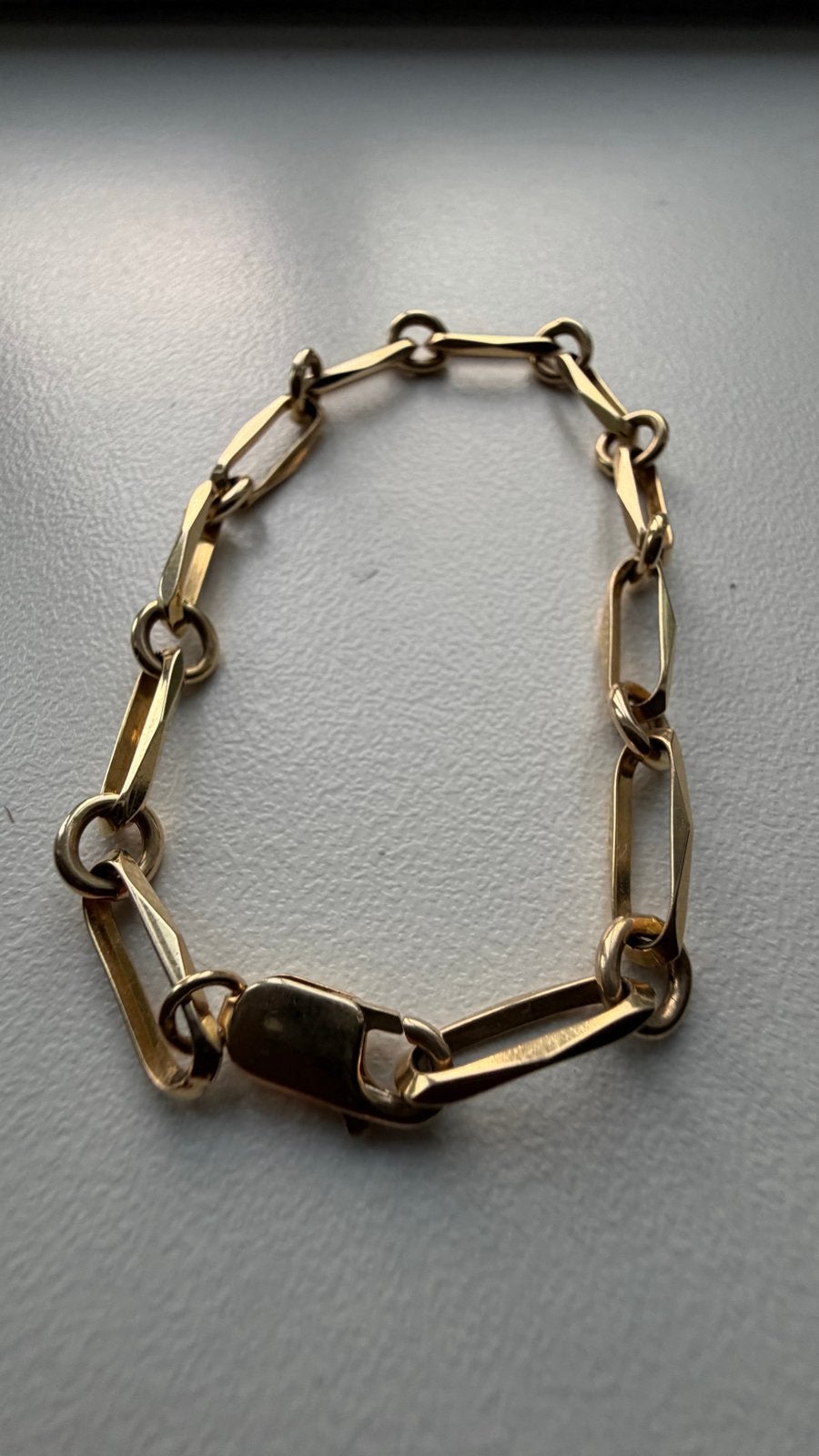 Geelgouden Armband closed for ever, Ophalen of Verzenden, Nieuw, Goud, Goud