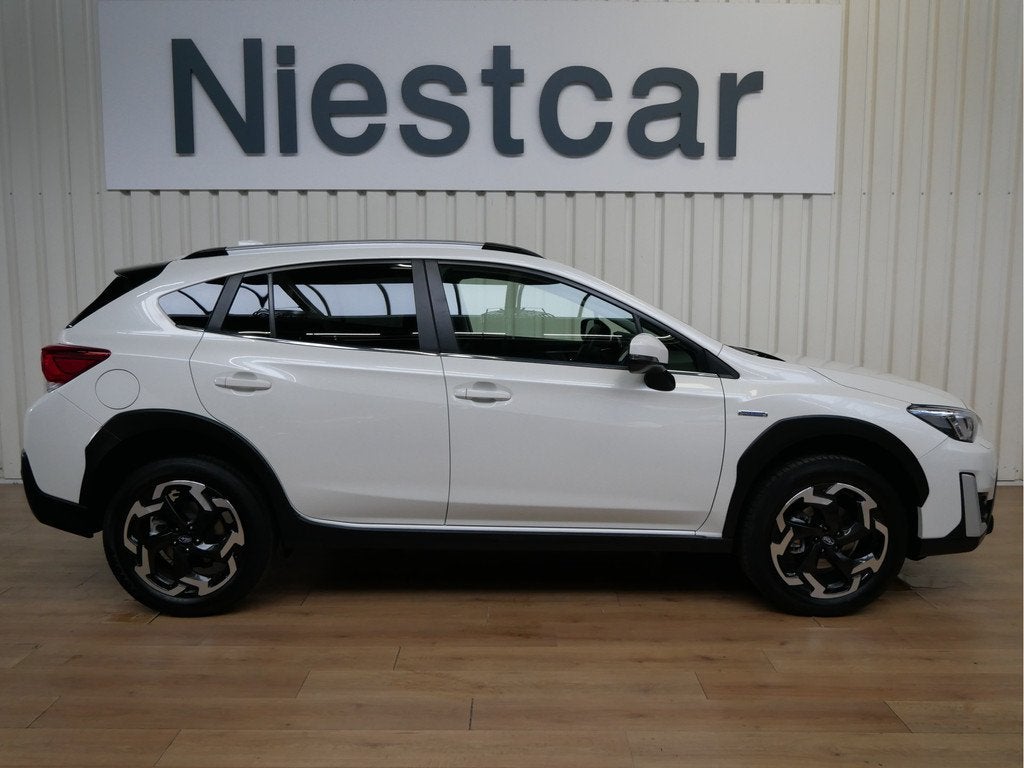 Subaru XV 2.0i e-BOXER Premium (bj 2022, automaat), Auto's, Subaru, 12 maanden, 1528 kg, 4 cilinders, Wit