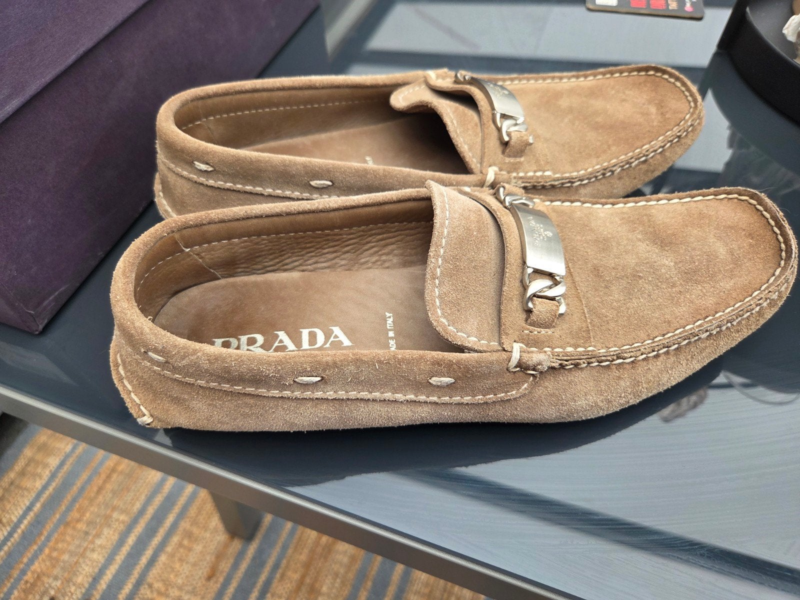 Prada Loafers - Bruin suède met zilverkleurige gesp, Loafers, Bruin, Nieuw, Ophalen of Verzenden