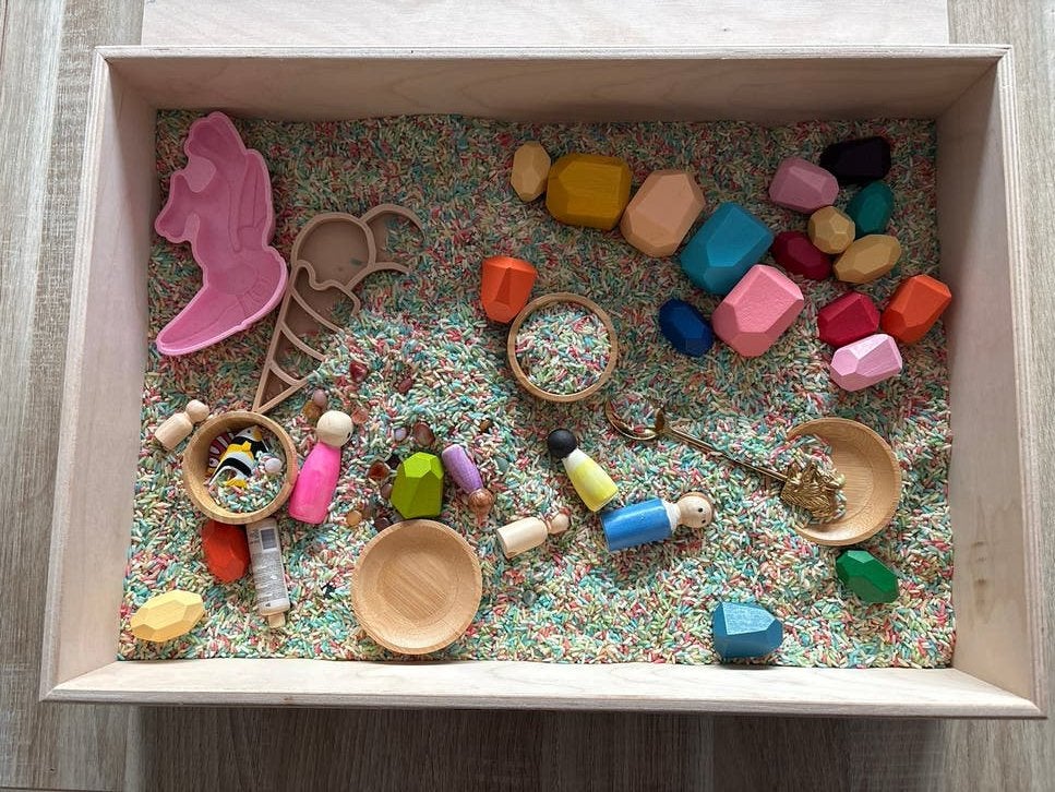 Houten sensorische speelbak met diverse speelstukken, Ophalen, Gebruikt, Jongen of Meisje